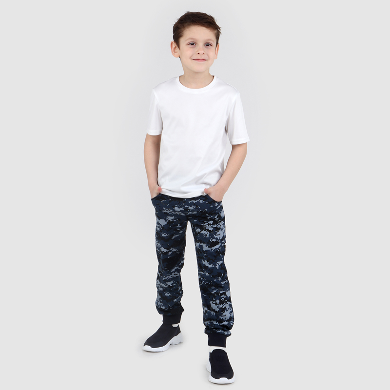Брюки штаны для мальчика с черепом 110-116. Хантер мальчик. Как выглядят брюки камуфляжные детские и шорты для мальчика.